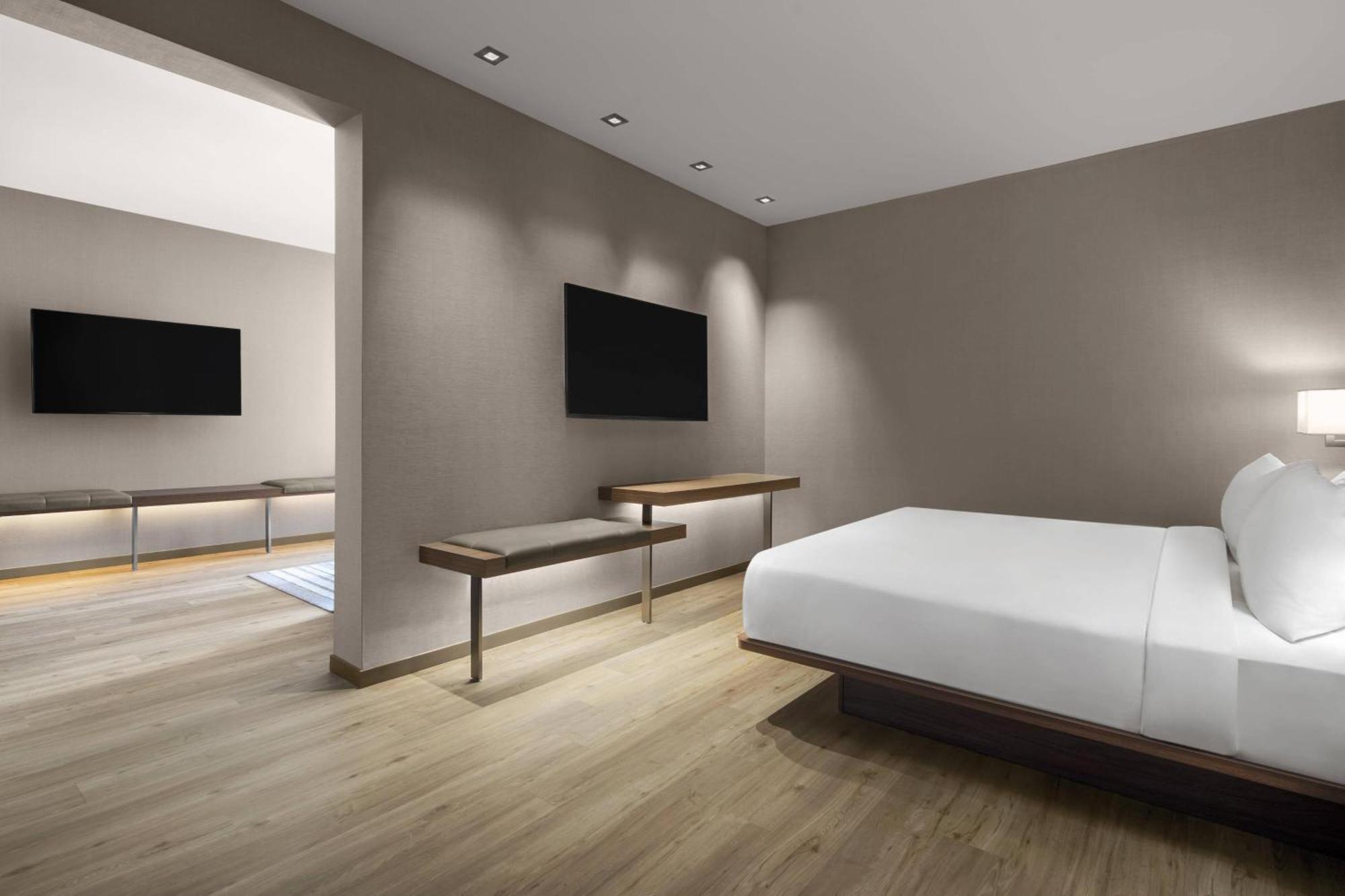 Ac Hotel By Marriott Louisville Downtown Экстерьер фото